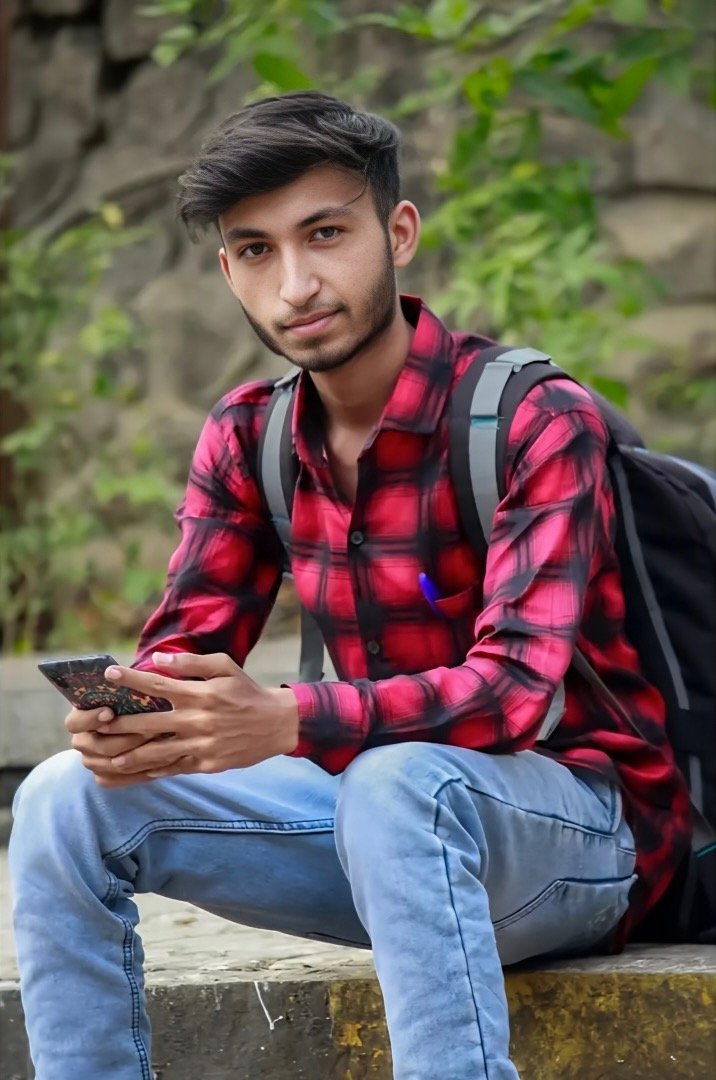 Yash Kolnure Founder Of Avenirya Solutions Pune